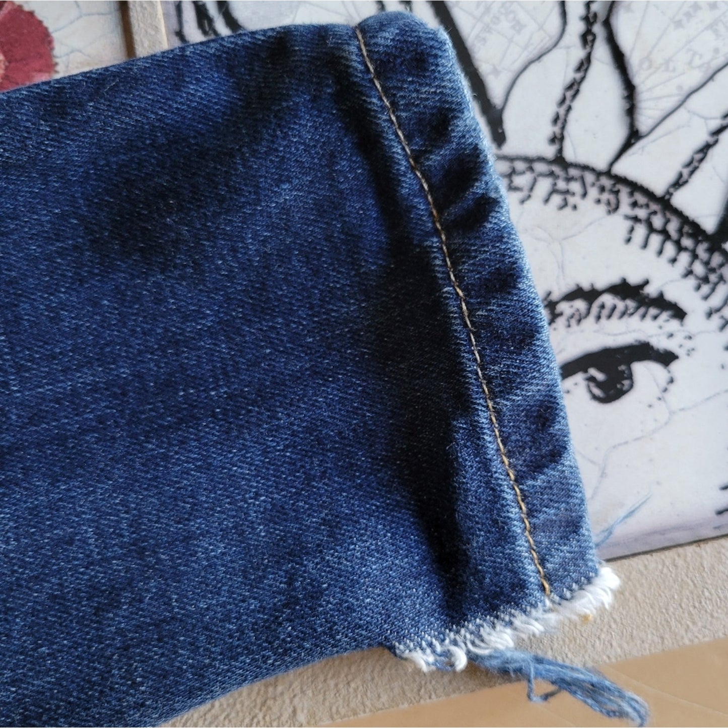 Zara NWOT Dark Wash Skinny Distressed Jean's